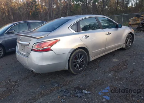 2015 Nissan Altima 2.5 S from USA, damaged, VIN 1N4AL3AP8FC461906